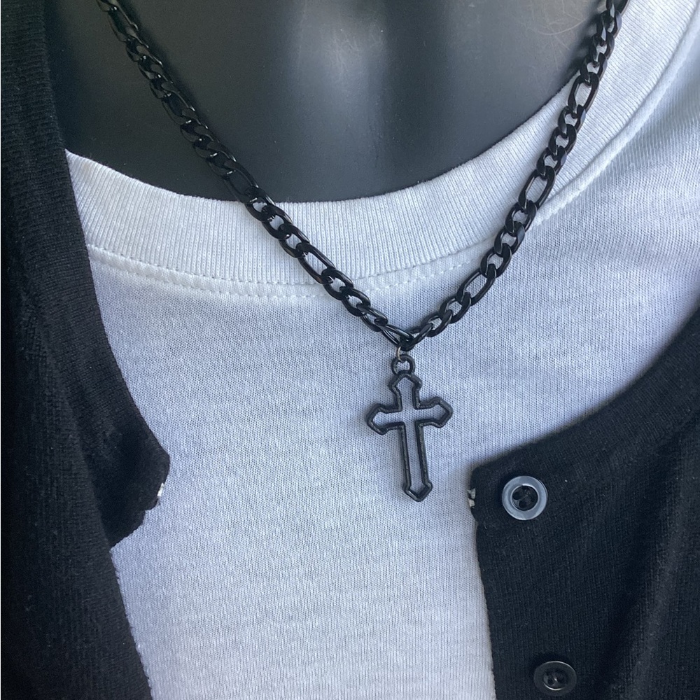 Men’s Black Stainless Steel Cross Necklace ✝️
